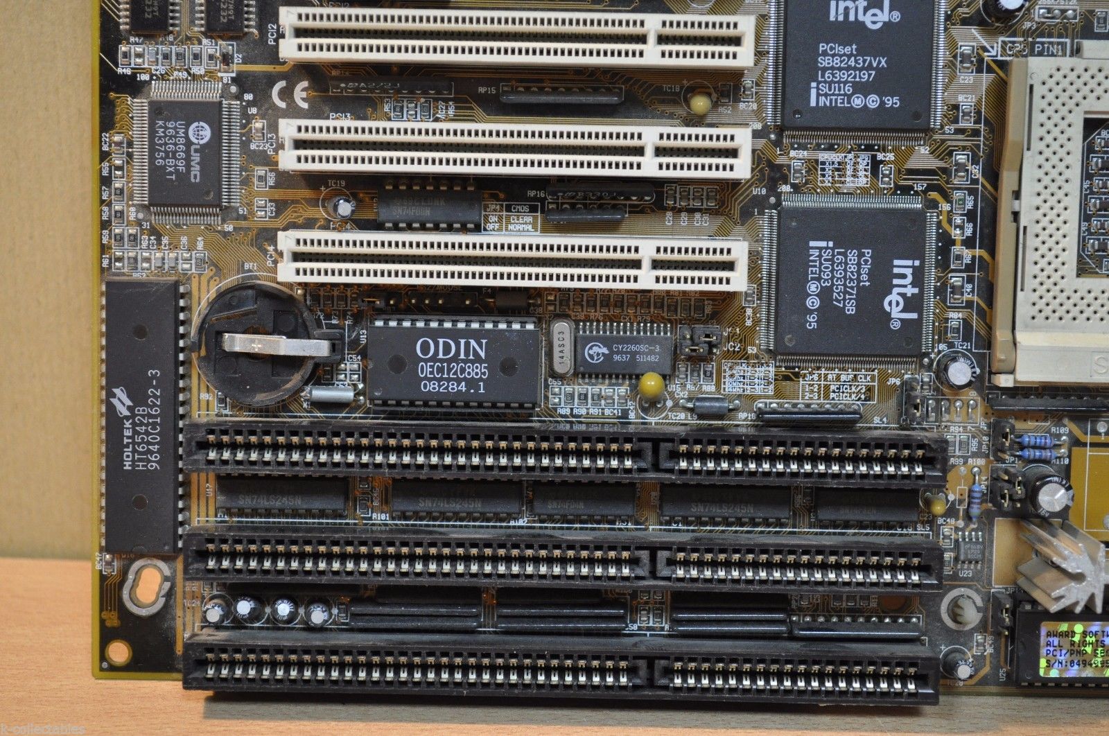 Zida Tomato 5DVX REV 1.21 Socket 7 Motherboard, Intel SB82437VX Chipset ISA  PCI - Retro PC Store
