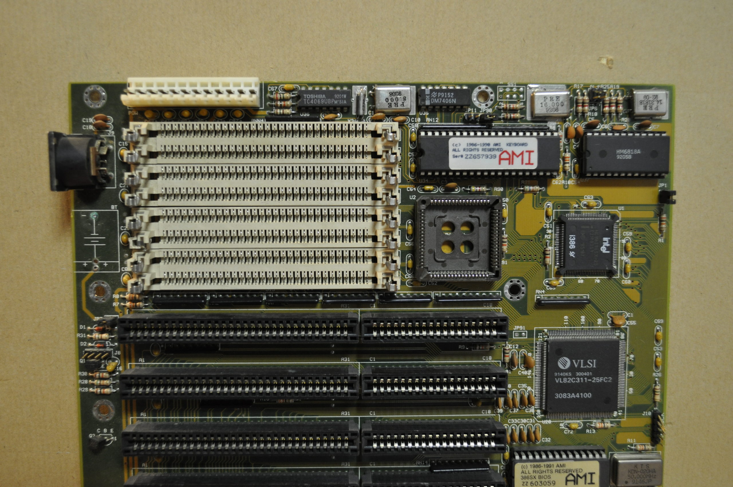 VLSI 386 Motherboard 8 x 72 pin sim's 7 x ISA slots i386 SX NC 80386SX