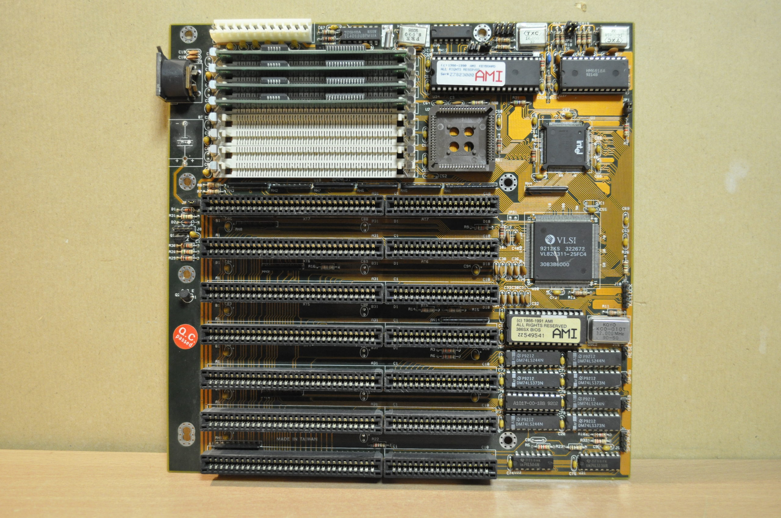 vlsi-386-motherboard-8-x-72-pin-simm-s-7-x-isa-slots-i386-sx-nc