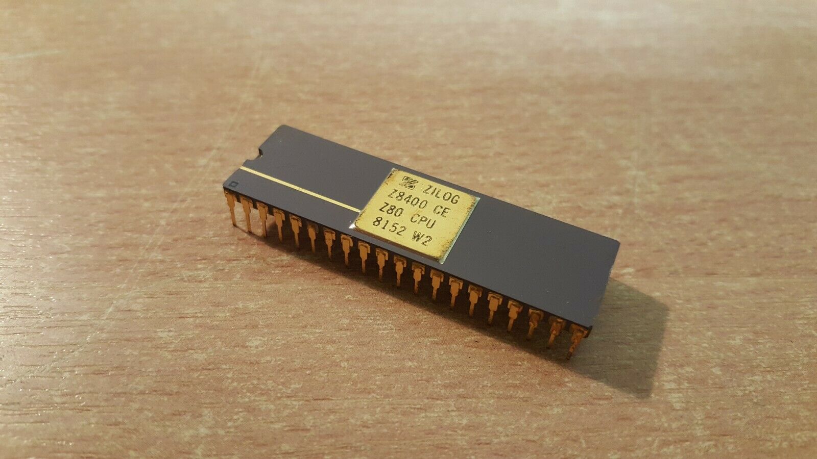 Z0840004DSE Z80 CPU Zilog 40-PIN CERDIP Vintage Muy Raro últimos 